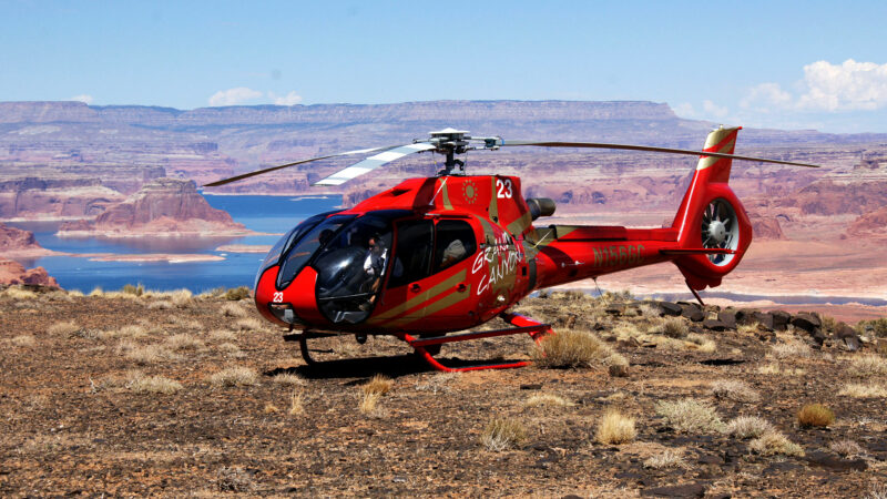 Helicopter tour From Page, Lake Powell